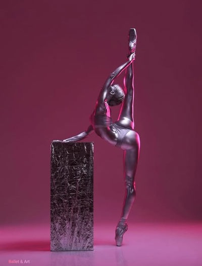 Alina Homenko by Nika Ritshel