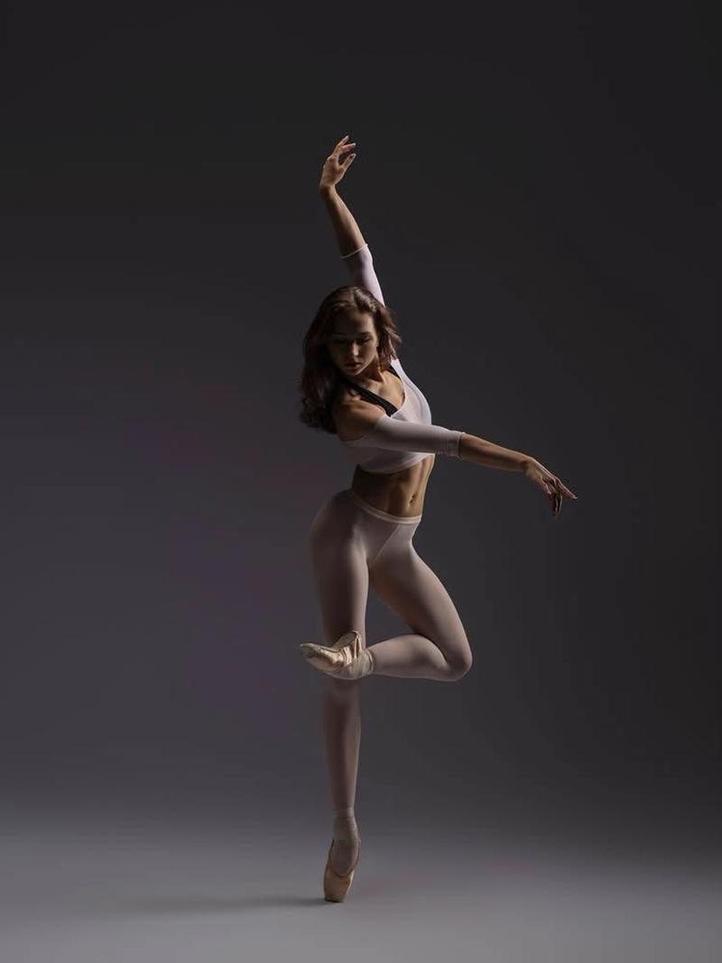 Alisa Garkavenko by Paul Hassell