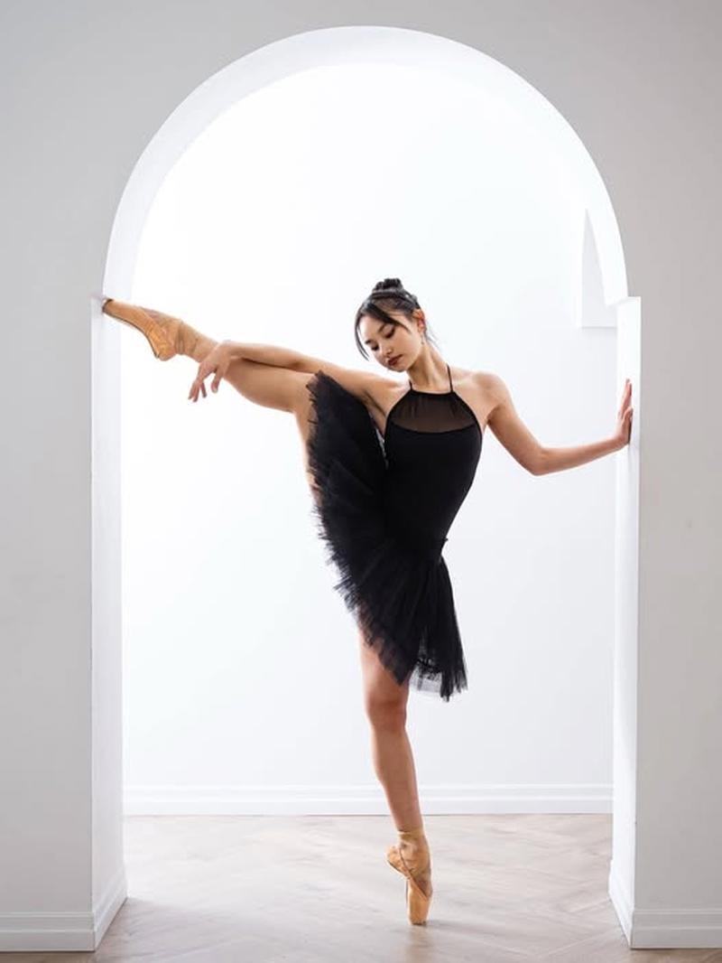 Anaïs Roy by Steven Berruyer
