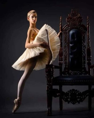 Anastasia Ostapenko by Alina Khanko
