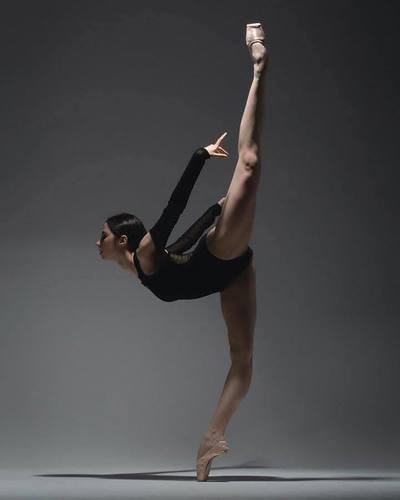 Camilla Mancuso by Cristian Cambioli