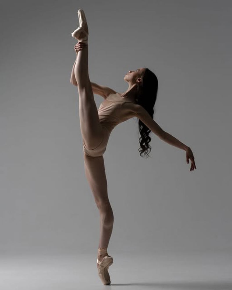 Claire Zalunardo by Darian Volkova