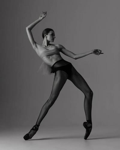 Daria Reznik by Yulia Mikheeva