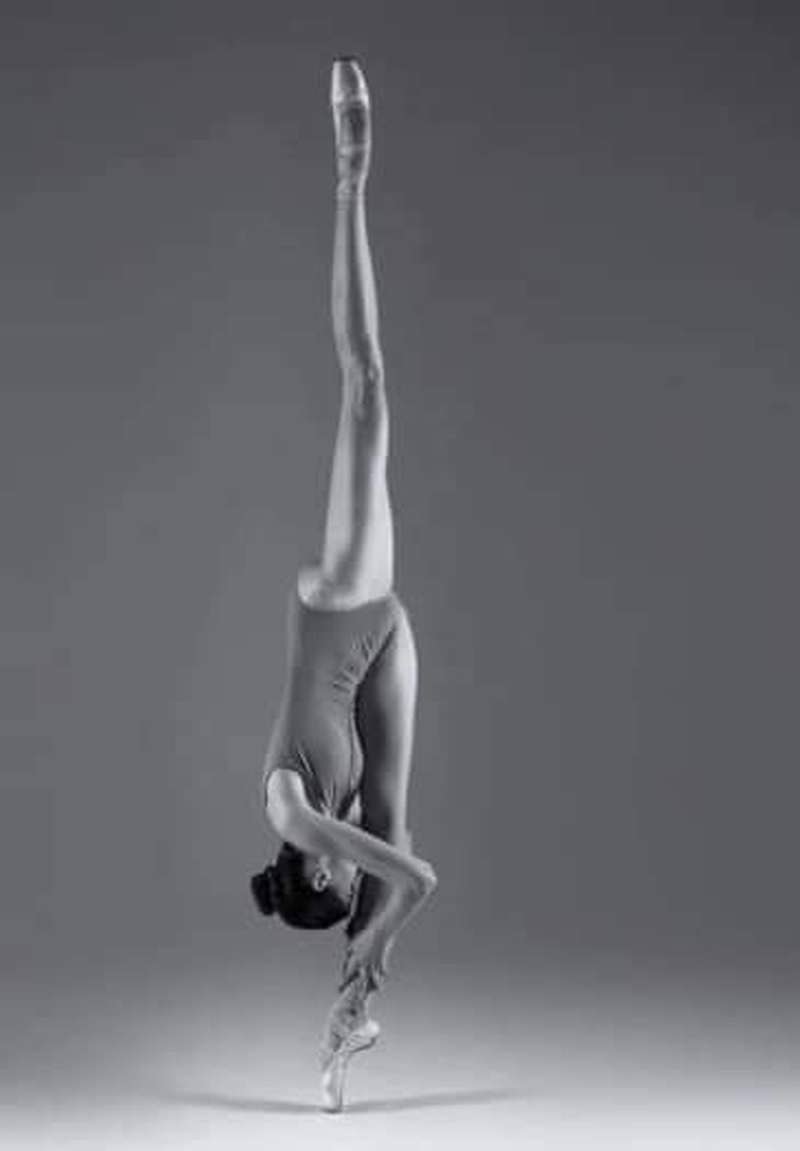 Daria Stratovych by Wolfgang Gerlach