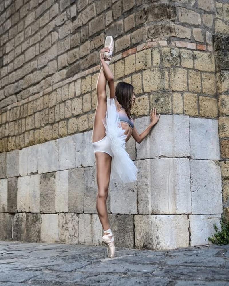 Elena Di Martino by Daniel from Contourz Photography
