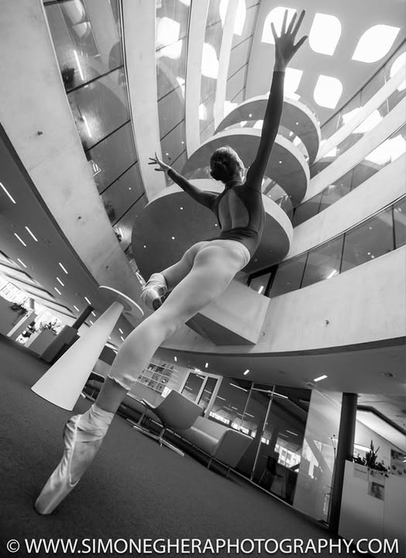 Elisa Lodolini by Simone Ghera