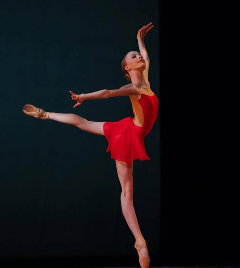 Elisabeth Beyer by Richard Finkelstein