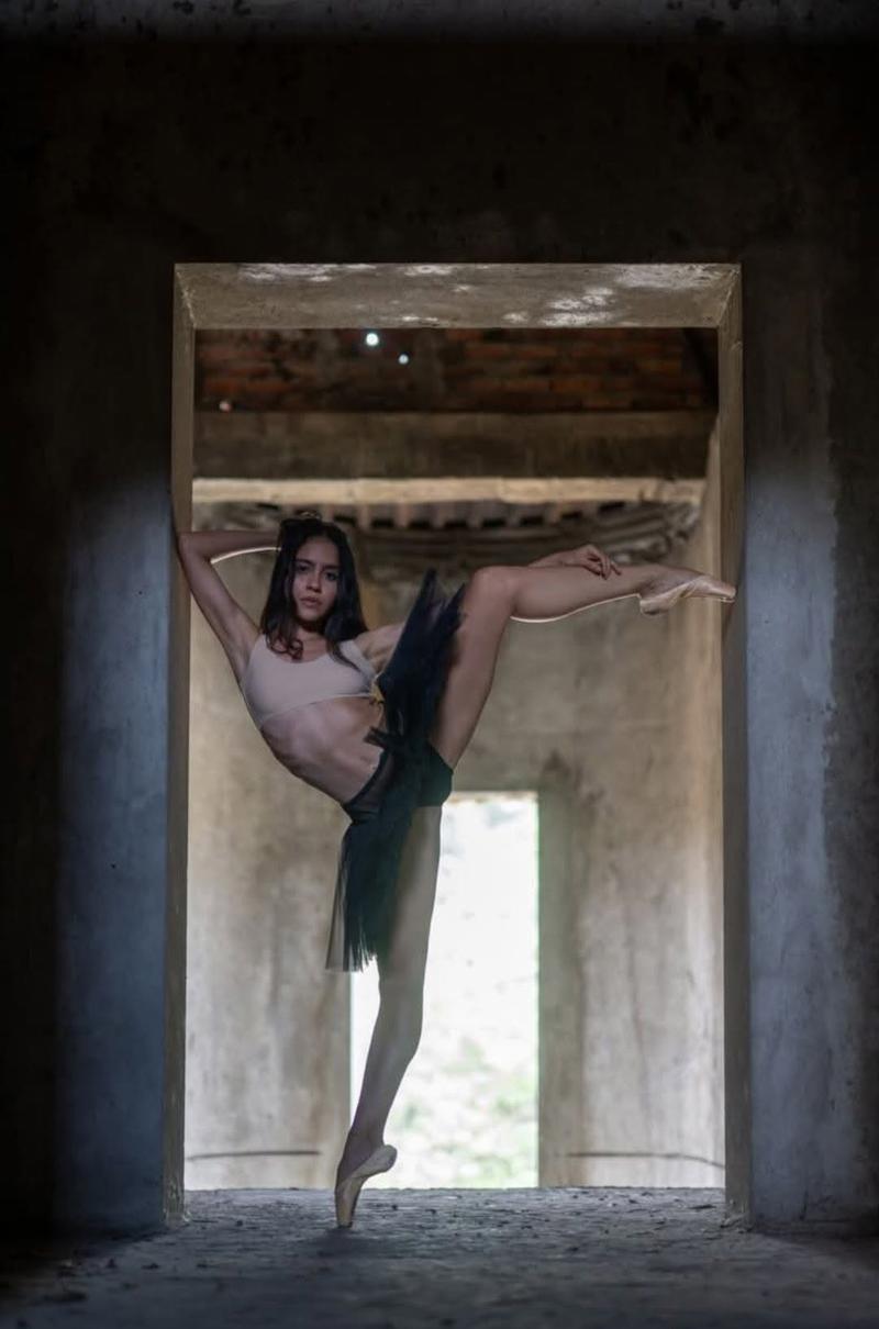 Emily Guevara by JPZImage