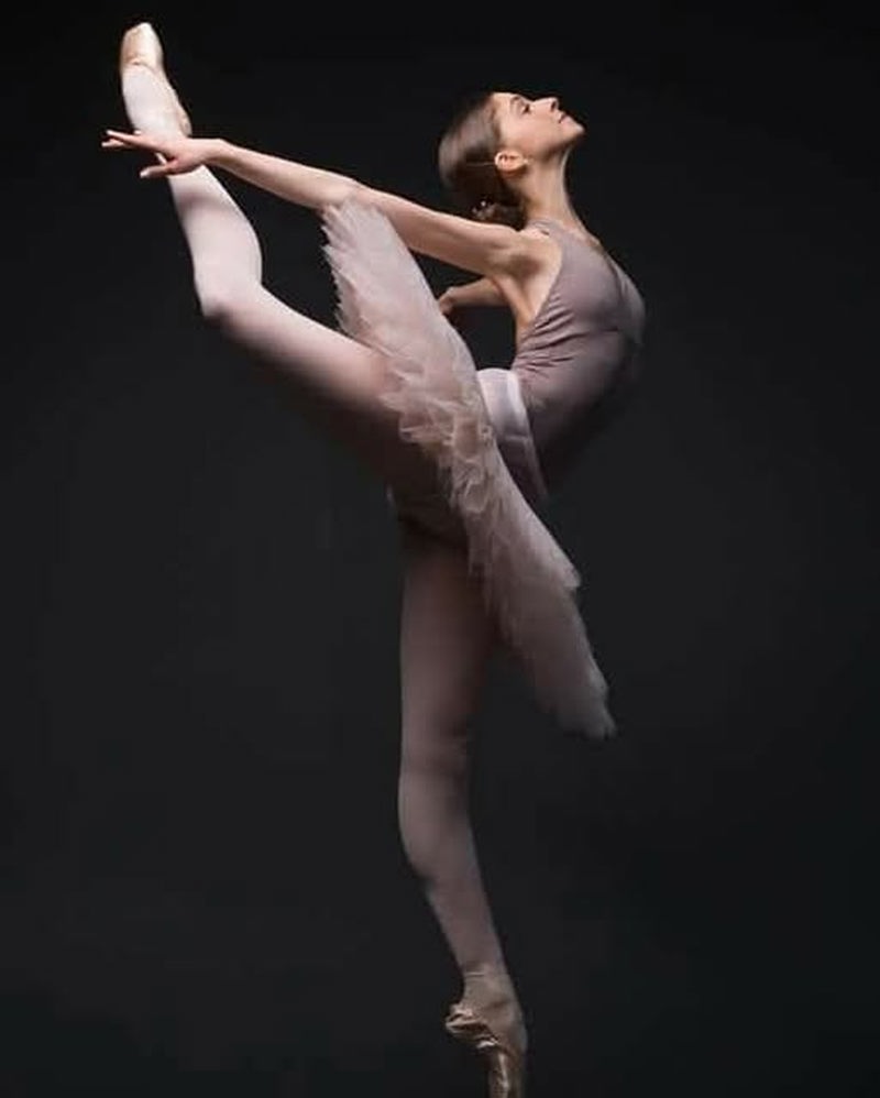 Emma Bergqvist by Darian Volkova