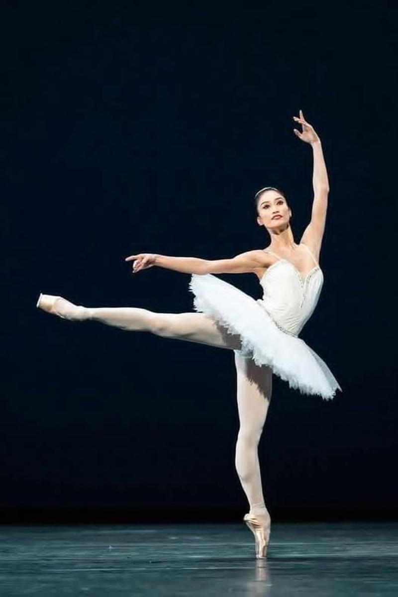Fumi Kaneko by Helen Maybanks