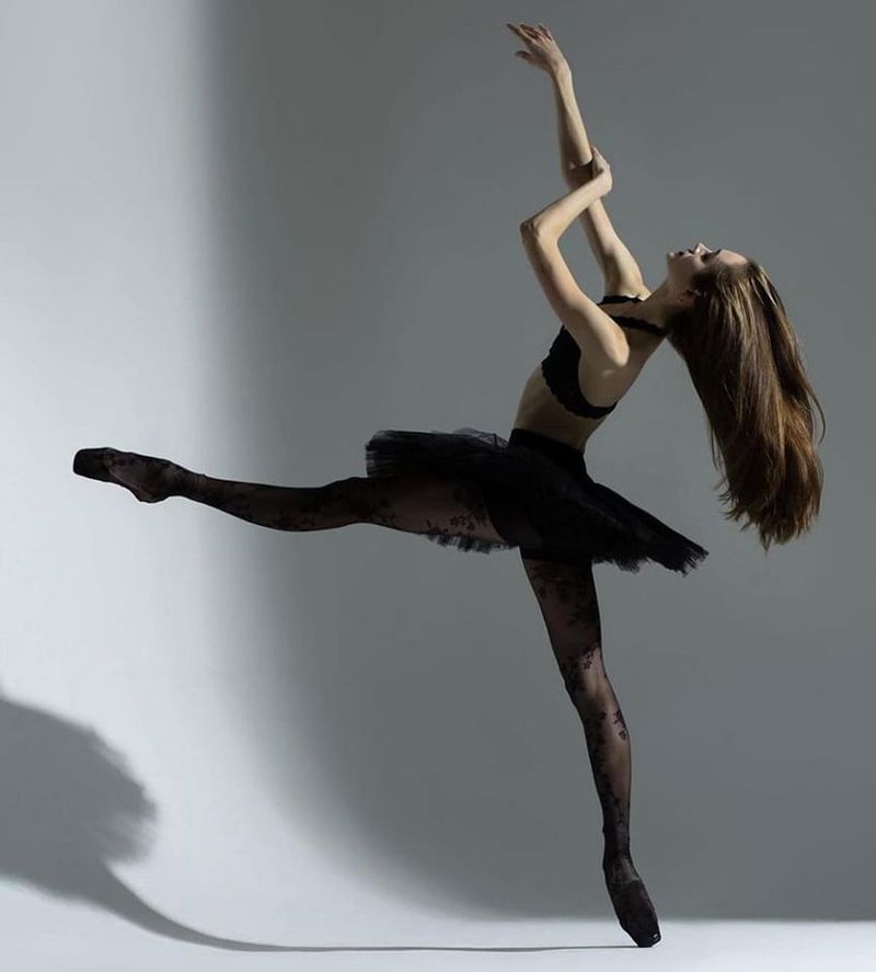 Hannah Barr