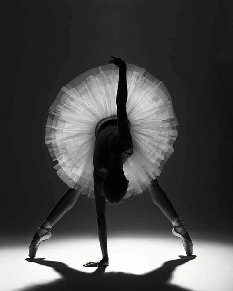 India Shackel by Peter Blaxter