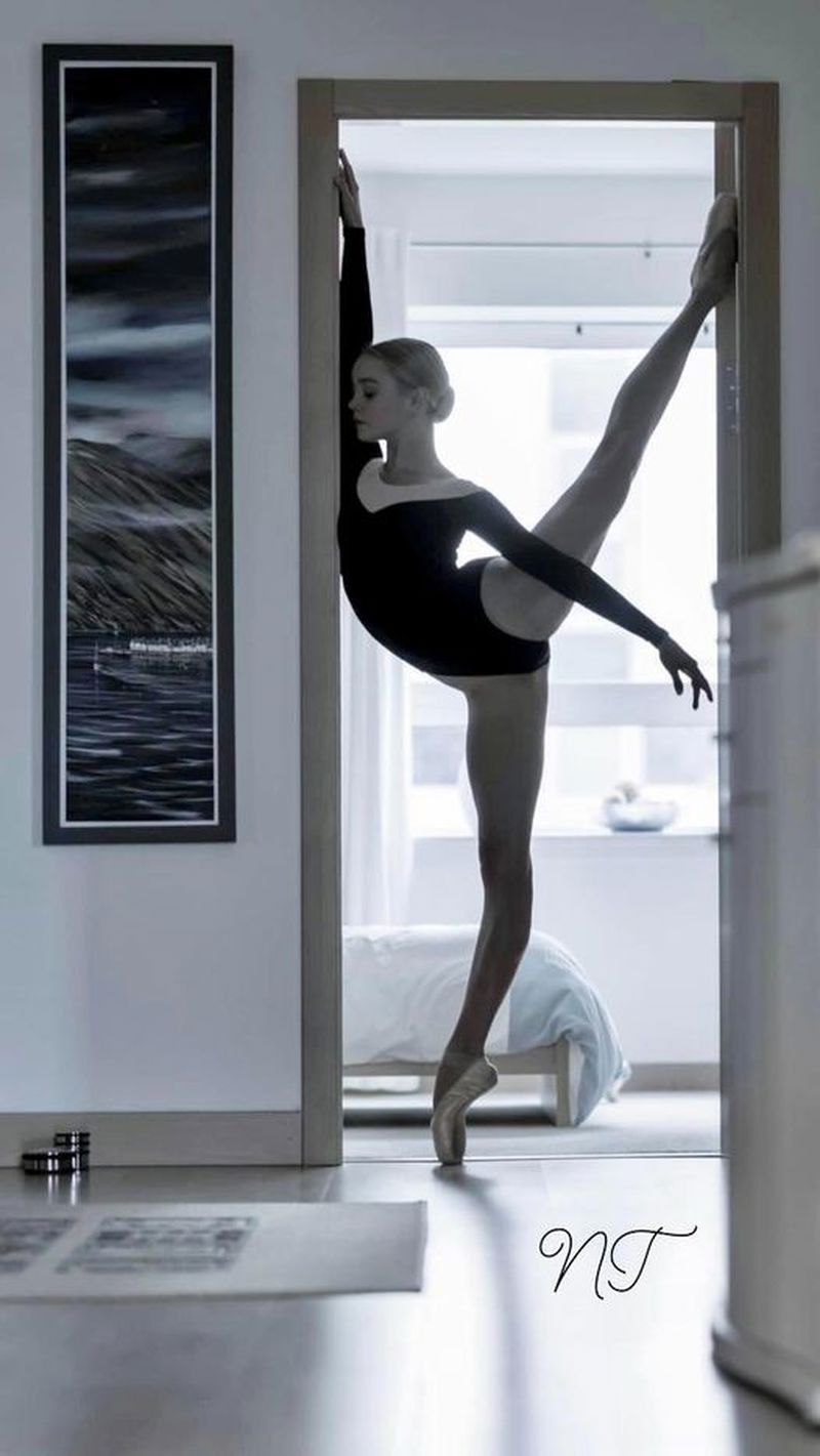 Jess Templeton by Paul Cameron