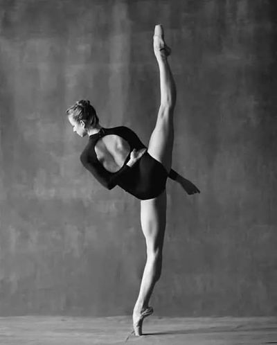 Larissa Khotchenkova by Karolina Kuras Photography
