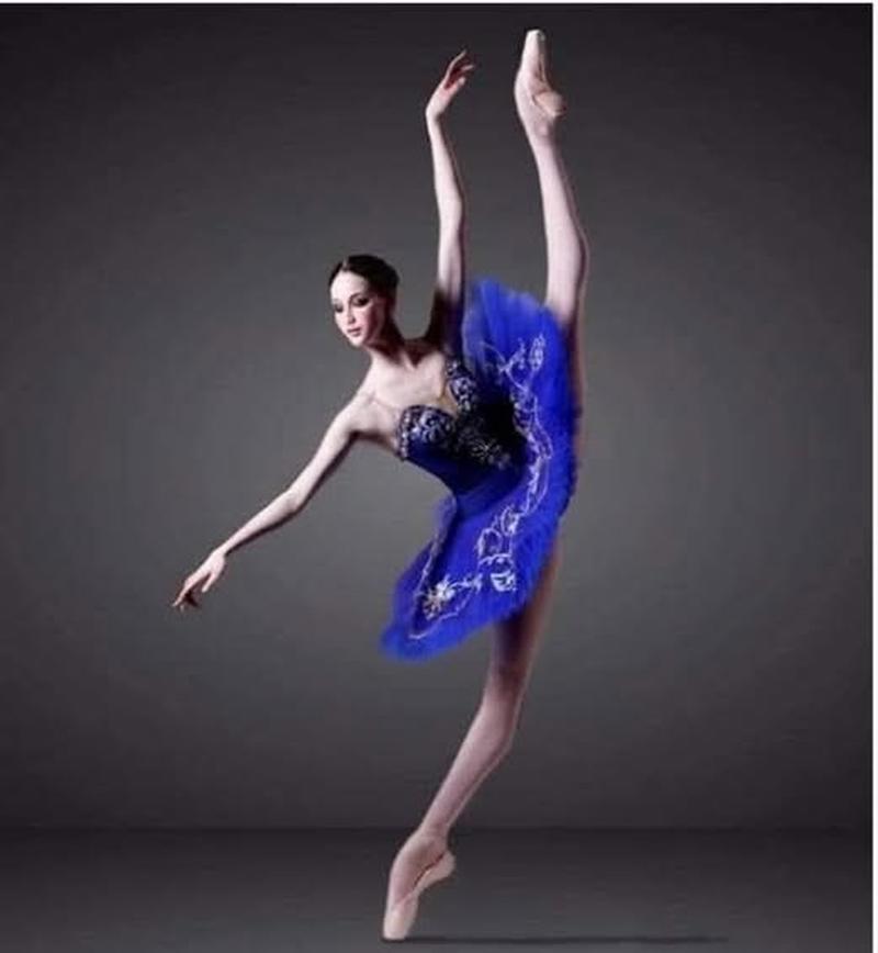 Mia Konig Asaoka by Stuttgart Balesi