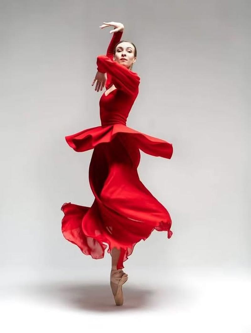 Olga Smirnova by Alisa Aslanova