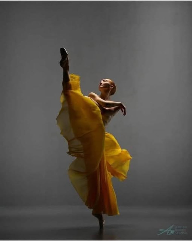 Peyton Lilly Bond by Andrew Bowen Studios