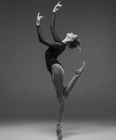 Sara Barbieri by Yulia Mikheeva