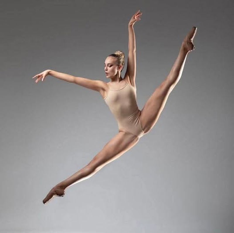 Serena McCall by Nikita Alba