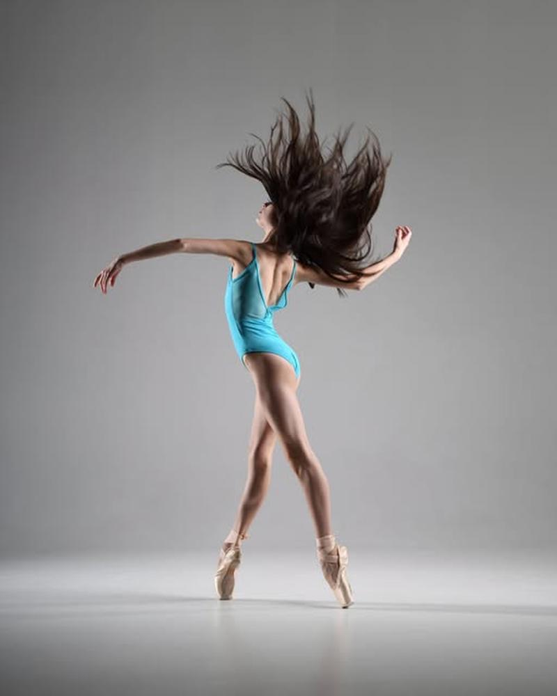 Sofiia Riaboshapka by Daniel from Contourz Photography