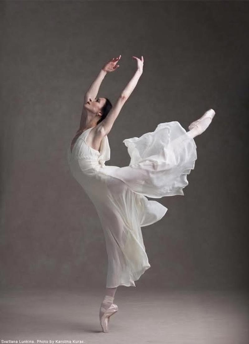 Svetlana Lunkina by Karolina Kuras