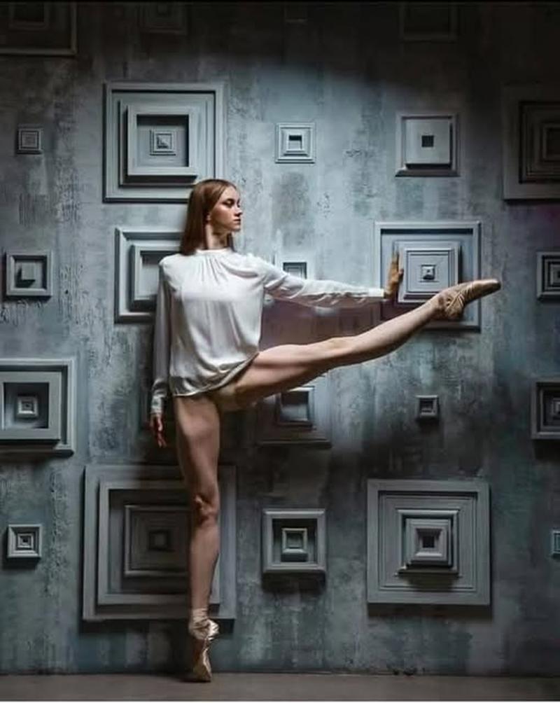 Svetlana Savelieva by Maria Novinskaya