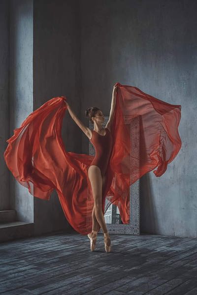 Victoria Popova by Levente Szabo