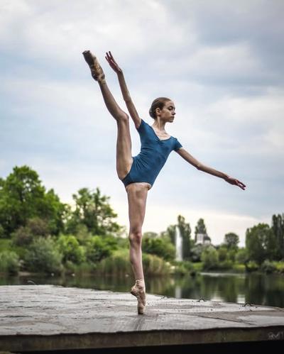 Vyara Nedyalkova by Daniel from Contourz Photography