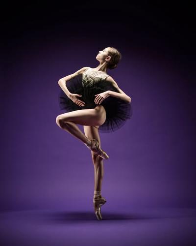Vyara Nedyalkova by Daniel from Contourz Photography