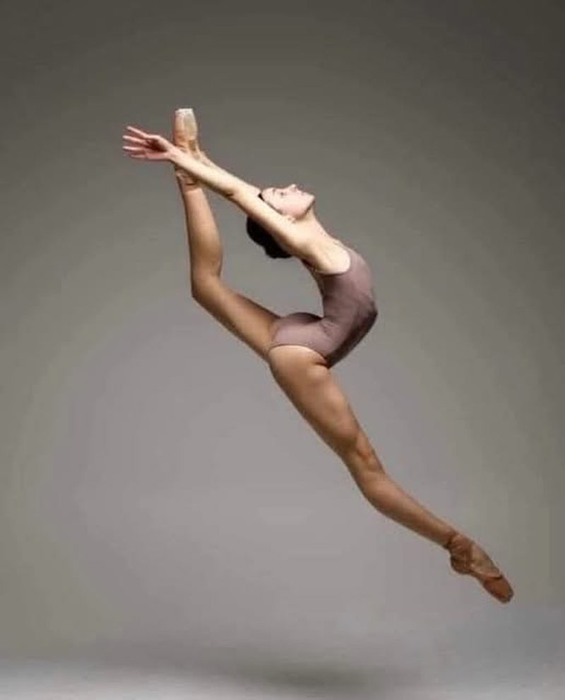 Yaiza Valencia Salvadó by Carlos Quezada